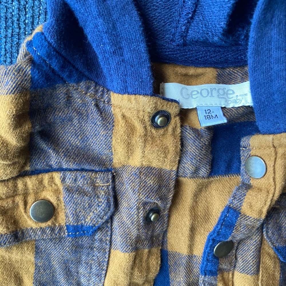 George button up 12-18m - Picture 2 of 3